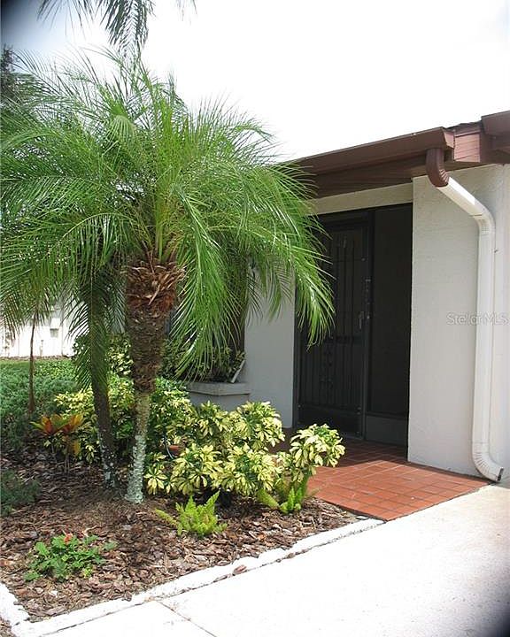 2nd image of 2411 Locksley St #2