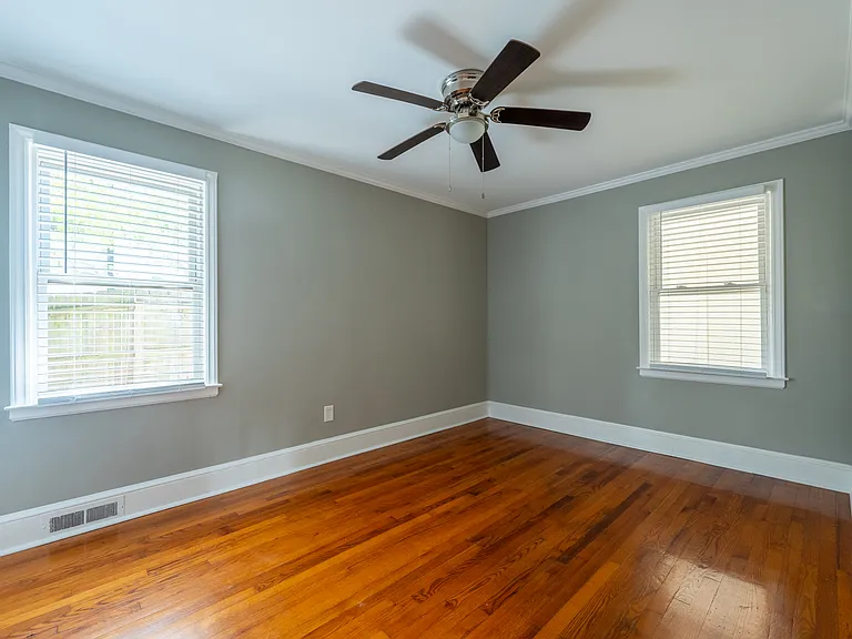 2914 Georgia Ave — Photo 12