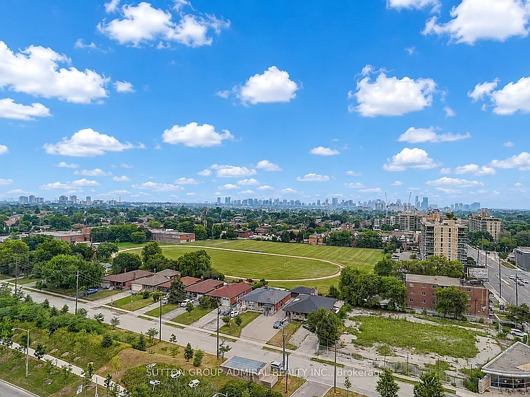 1060 Sheppard Ave W #1408 — Photo 33
