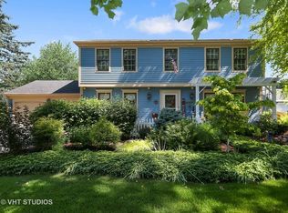 409 E 11th Ave, Naperville, IL 60563