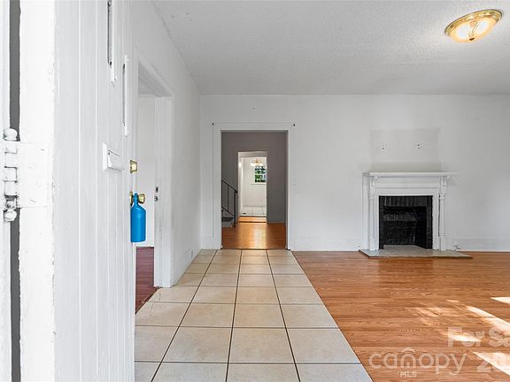 3rd image of 317 Campus St