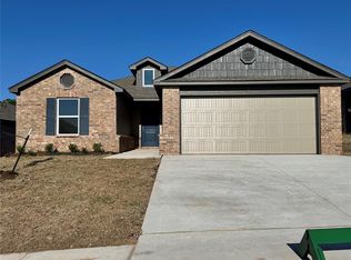 437 Kale Rd, Tuttle, OK 73089