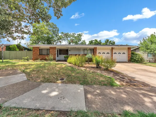 6204 Brentwood Dr, Fort Worth, TX 76112