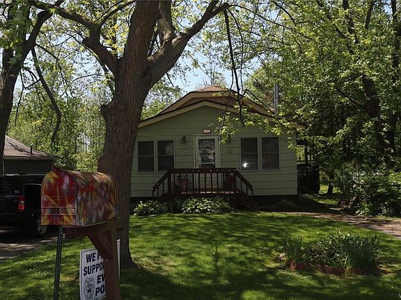 4th image of 9160 Meadow Ln