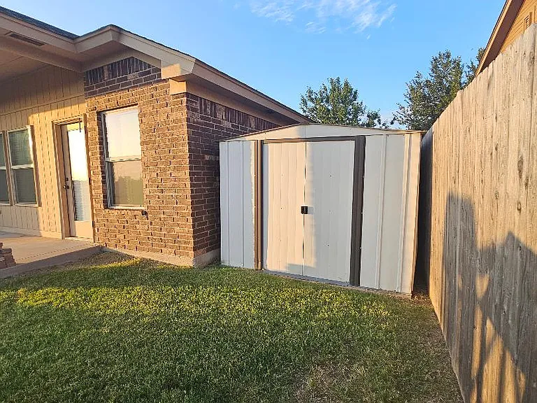 2732 Lerkim Ln — Photo 30
