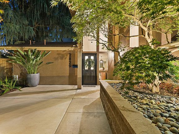 5th image of 2829 W Crescent Court