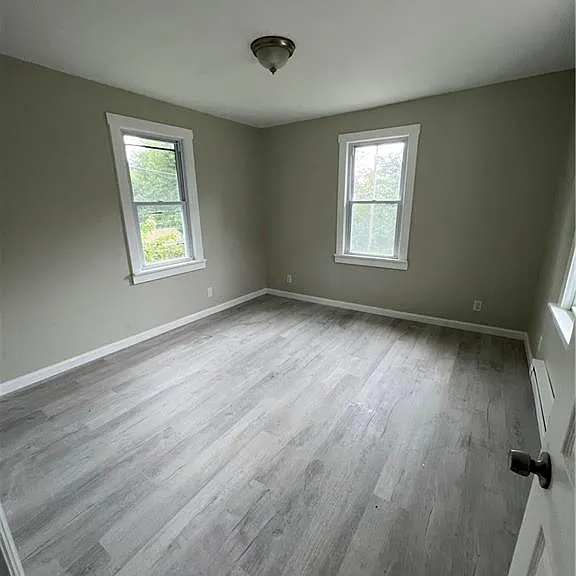 44 Highview Ter — Photo 3