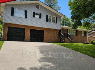 2250 Sandgate Cir, Atlanta, GA 30349