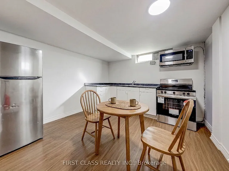214 Linden Ave #BASEMENT — Photo 7