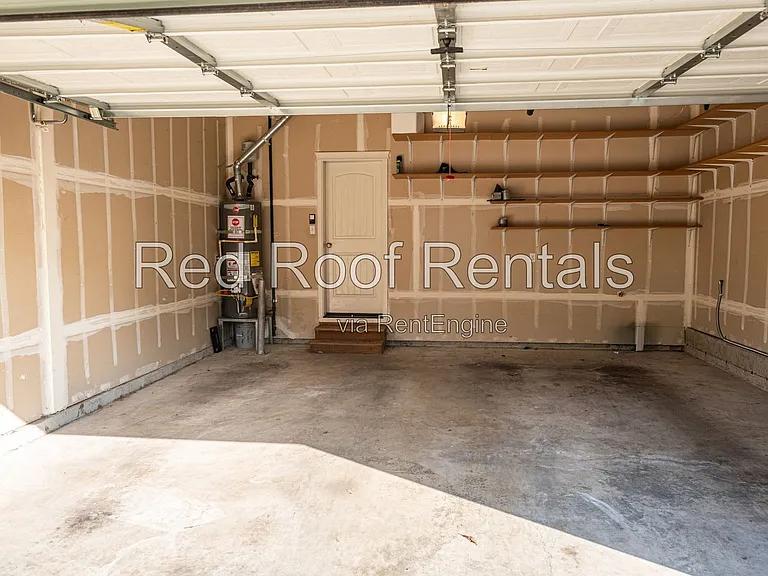 1441 Farina Loop SE — Photo 46