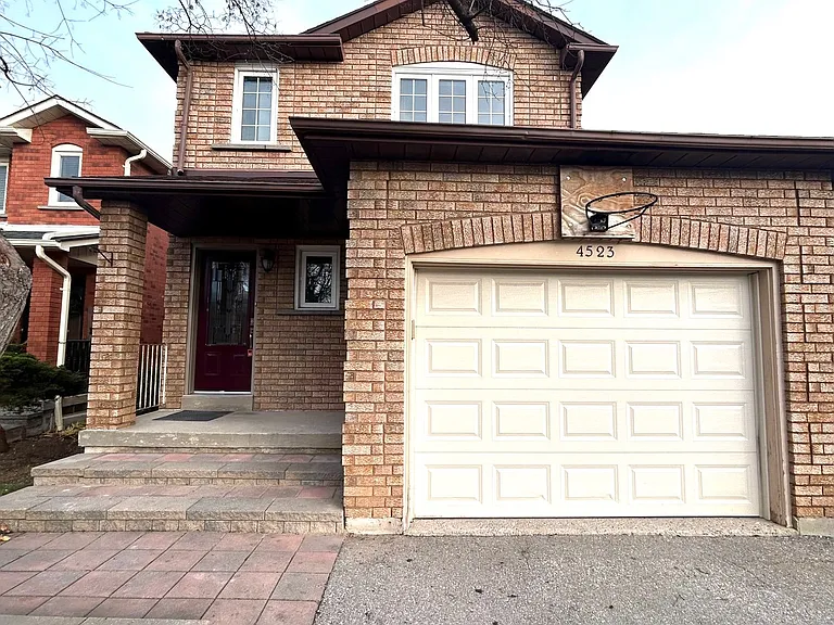 4523 Kimbermount Ave — Photo 2