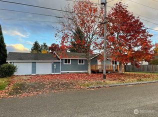 511 18th St SW, Puyallup, WA 98371