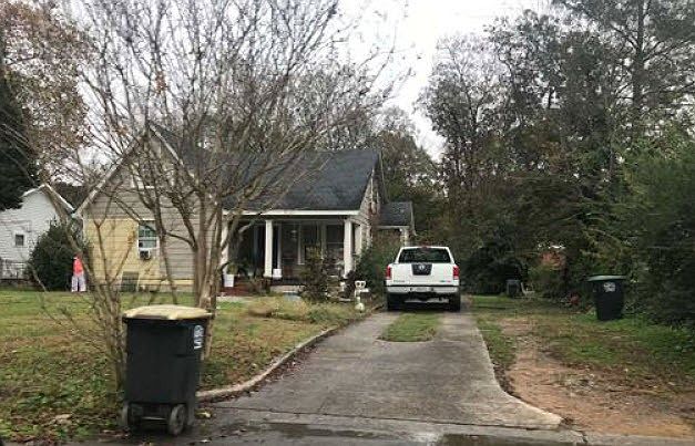 2nd image of 209 Cherry St