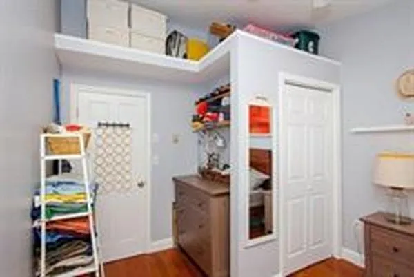2 bed, 561 sqft, $3,800 — Photo 3
