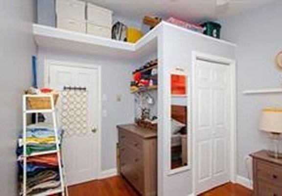 3rd image of 539 E 4th St #2