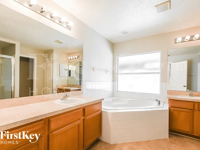 536 Haines Trl — Photo 10