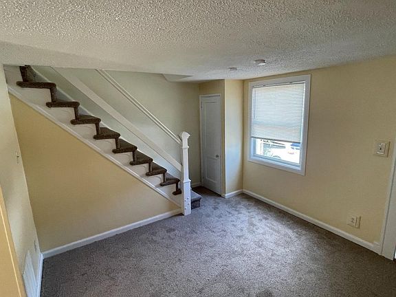 4th image of 4808 E Alcott St