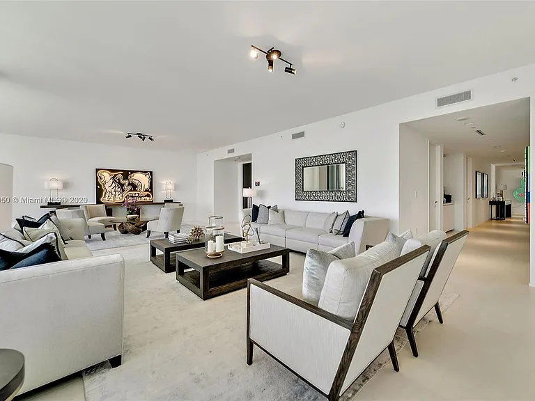 1000 Biscayne Blvd #3202 — Photo 8