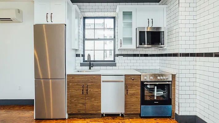 Rented by Nooklyn NYC LLC | media 5