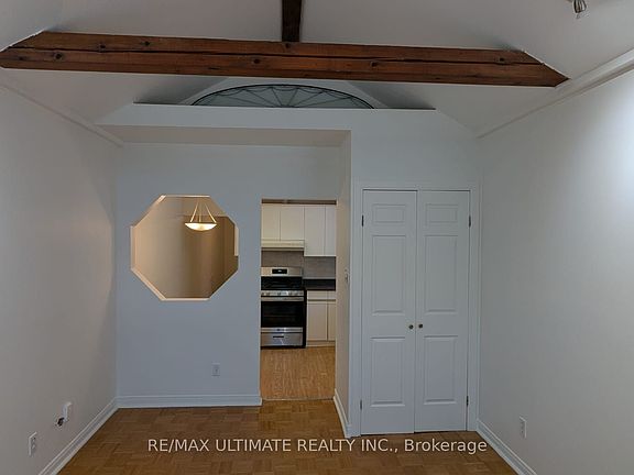 3rd image of 91 Edwin Ave Floor 2