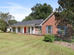 807 Eagles Nest Dr, Jackson, MS 39272