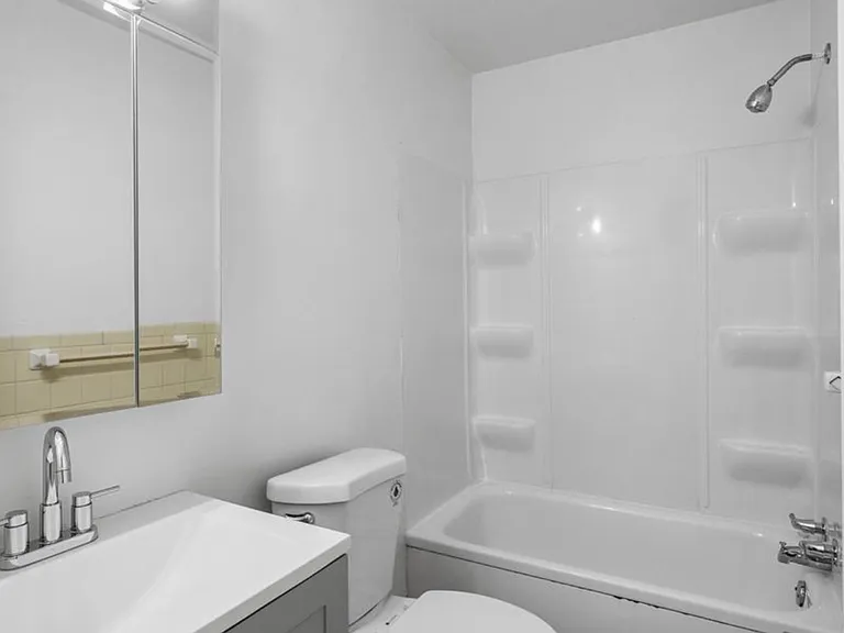 2818 East 31st Street — Photo 19