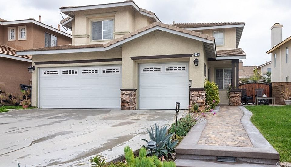 1st image of 5643 Hunt Club Dr