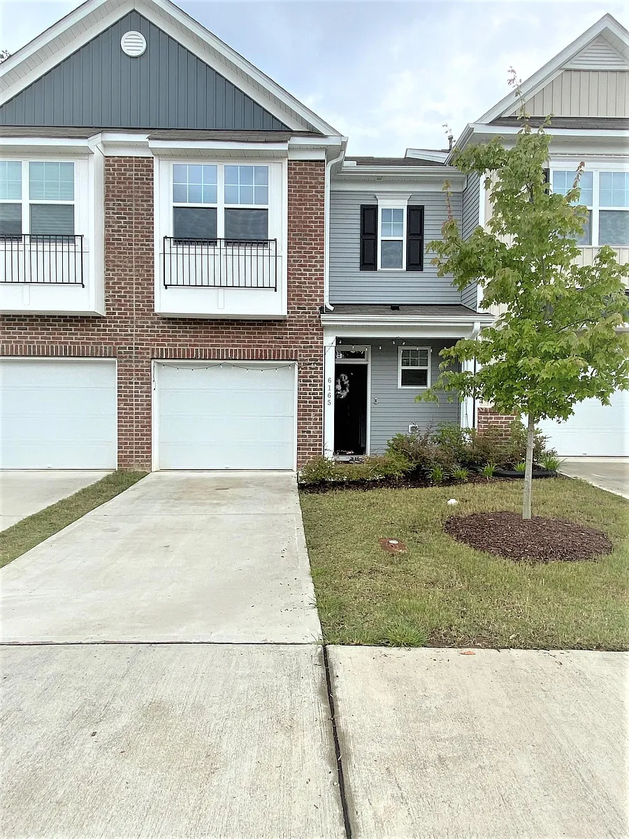 Building Photo - 6165 Beale Loop