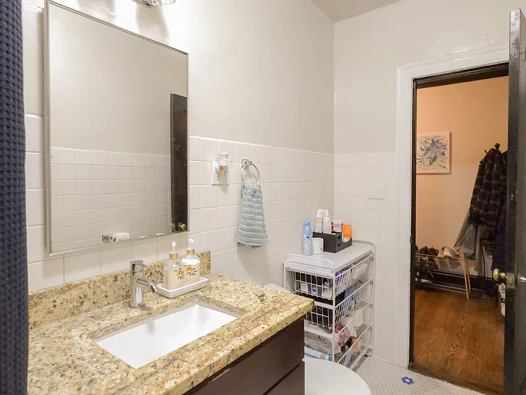 5073 N Wolcott Ave — Photo 21