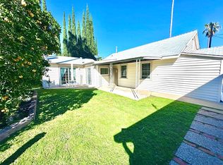 7445 Orion Ave #B, Van Nuys, CA 91406