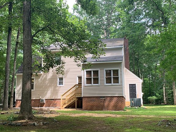 4th image of 3215 Jefferson Woods Ct