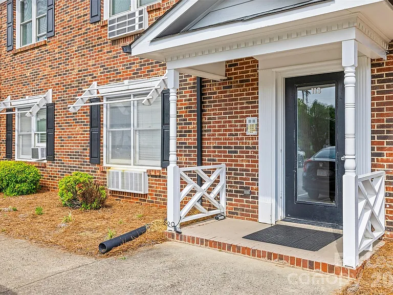 113 Stroupe Rd #E — Photo 2