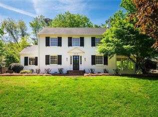 1916 Runnymede Rd, Winston Salem, NC 27104