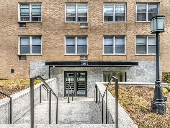 3rd image of 377 Westchester Ave #3J