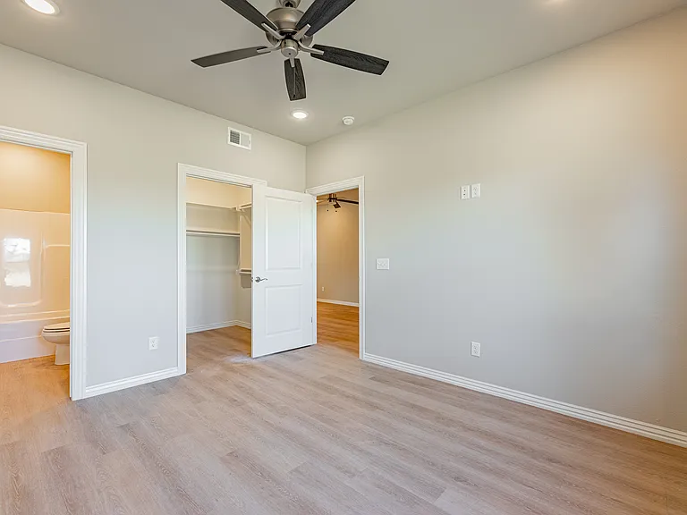 1403 SW Casuarina Dr #1 — Photo 14