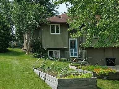 1964 S Ridge Dr — exterior photo