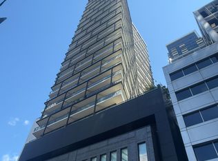 125 Peter St Unit 2311, Toronto, ON M5V 0M2