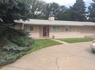 327 N 13th St, Wakeeney, KS 67672