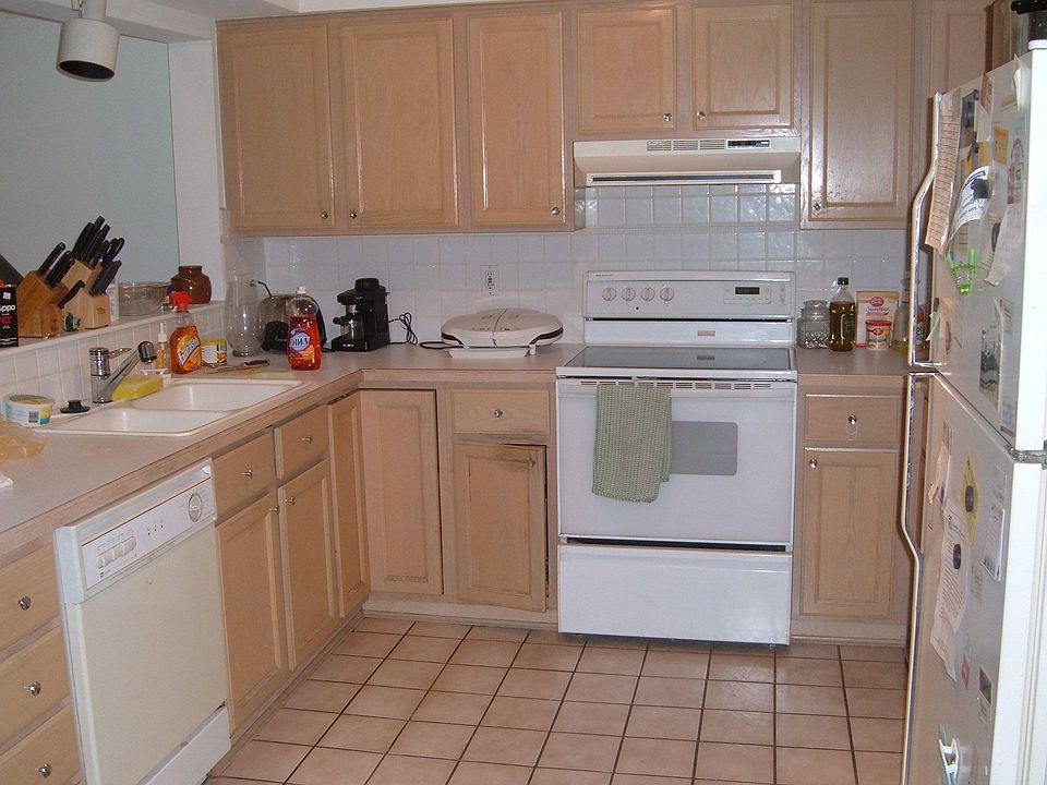 2nd image of 4347 Elaine Ct