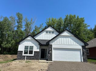 7585 201st St W, Lakeville, MN 55044