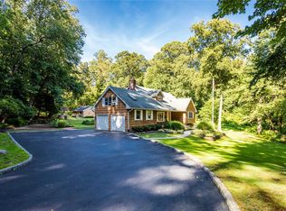 1 N Harbor Rd, Northport, NY 11768