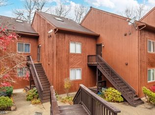 3 Port Royal Dr Unit 4 BLDG 3 #4, Vernon Twp., NJ 07462