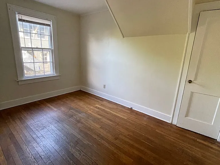 360 S Winooski Ave — Photo 4