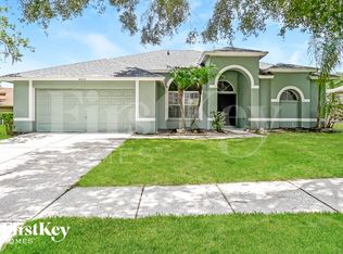 4413 Winding River Dr, Valrico, FL 33596
