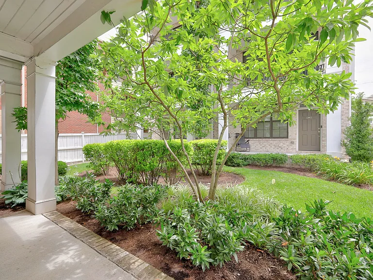 2116D Acklen Ave — Photo 23