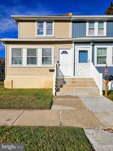 120 Bartram Ave, Essington, PA, 19029