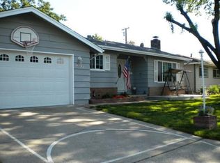 2137 Elmira Dr, Redding, CA 96001