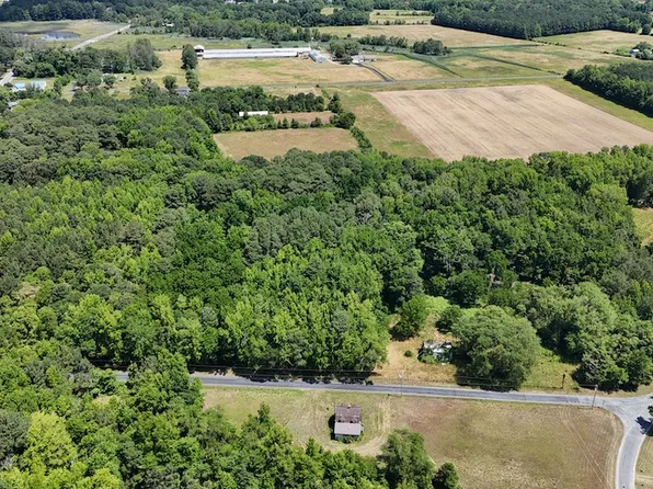 20788 Mad Calf Ln, Nanticoke, MD 21840