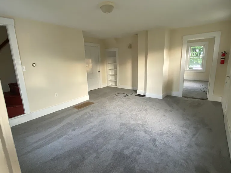 40 Central St — Photo 6