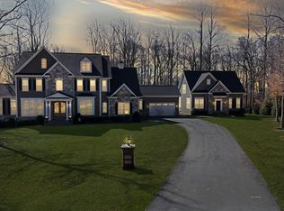 39851 Longview Crest Pl, Leesburg, VA 20175